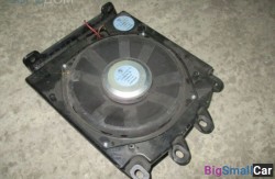 Сабвуфер прав. (65 Аудио, навигация, информ. системы) 65139143142